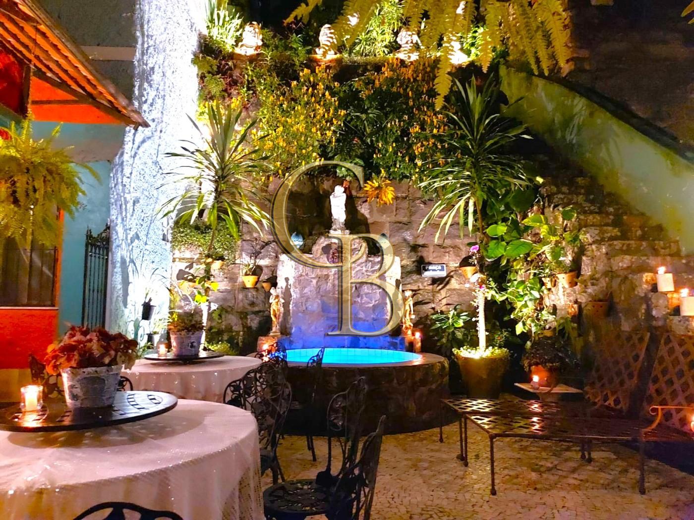 CASA COSME VELHO VENDA