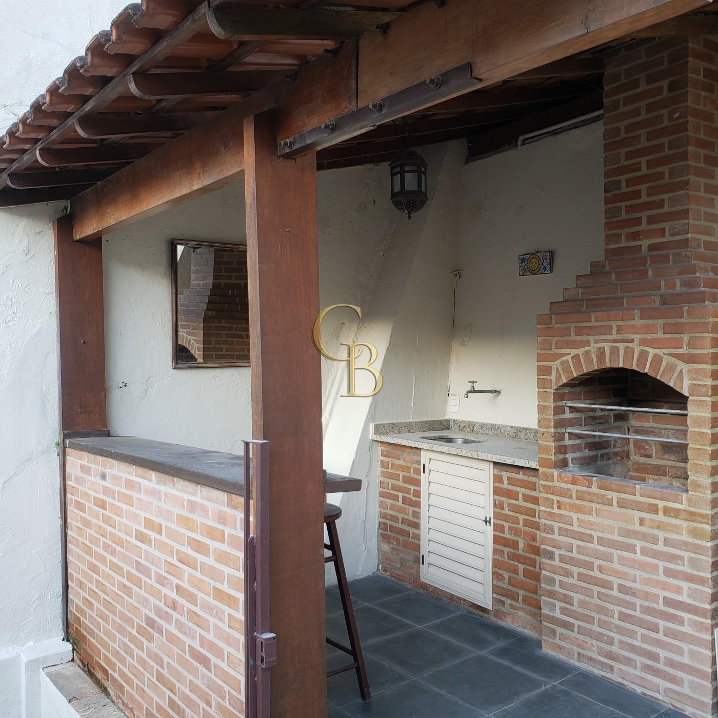 CASA LARANJEIRAS VENDA