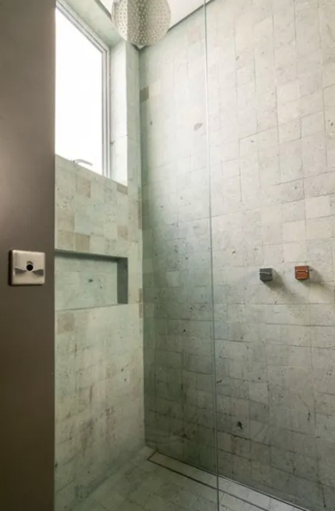 STUDIO AV. ATL�NTICA VENDA