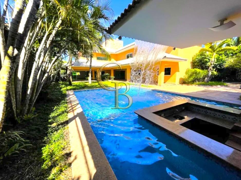 CASA CONDOMINIO MALIBÚ VENDA