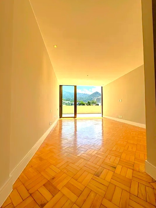 COBERTURA LINEAR LEBLON VENDA