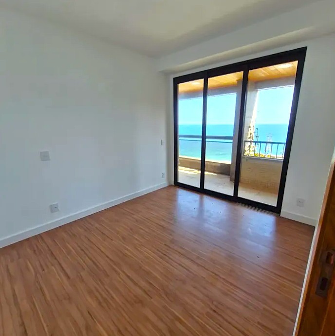 APARTAMENTO AV. LÚCIO COSTA VENDA