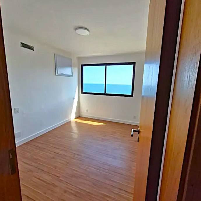 APARTAMENTO AV. LÚCIO COSTA VENDA