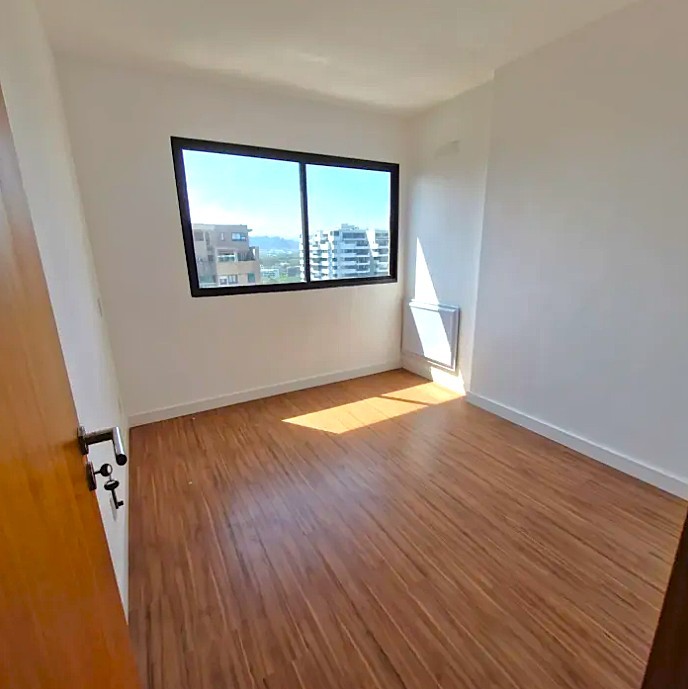 APARTAMENTO AV. LÚCIO COSTA VENDA