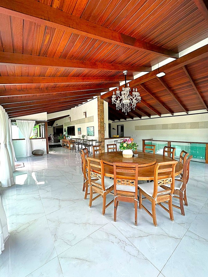 CASA ARMAÇÃO DE BÚZIOS VENDA