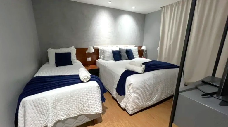 FLAT HYNDHAM BARRA VENDA