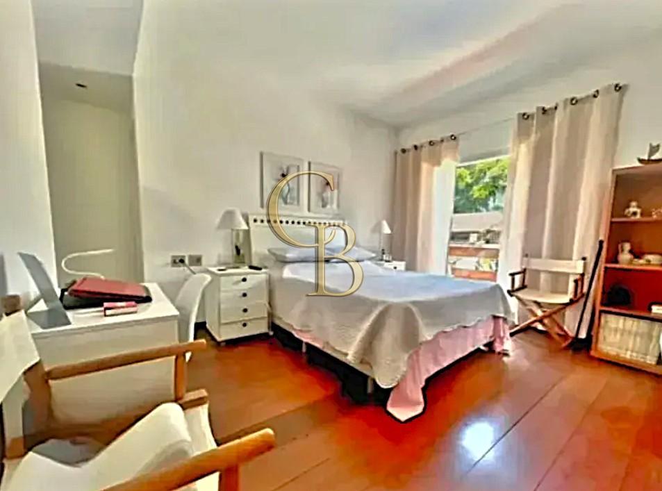 Casa à venda no Itanhangá: 3 Qts, 6 Vagas e 5 min do Metrô
