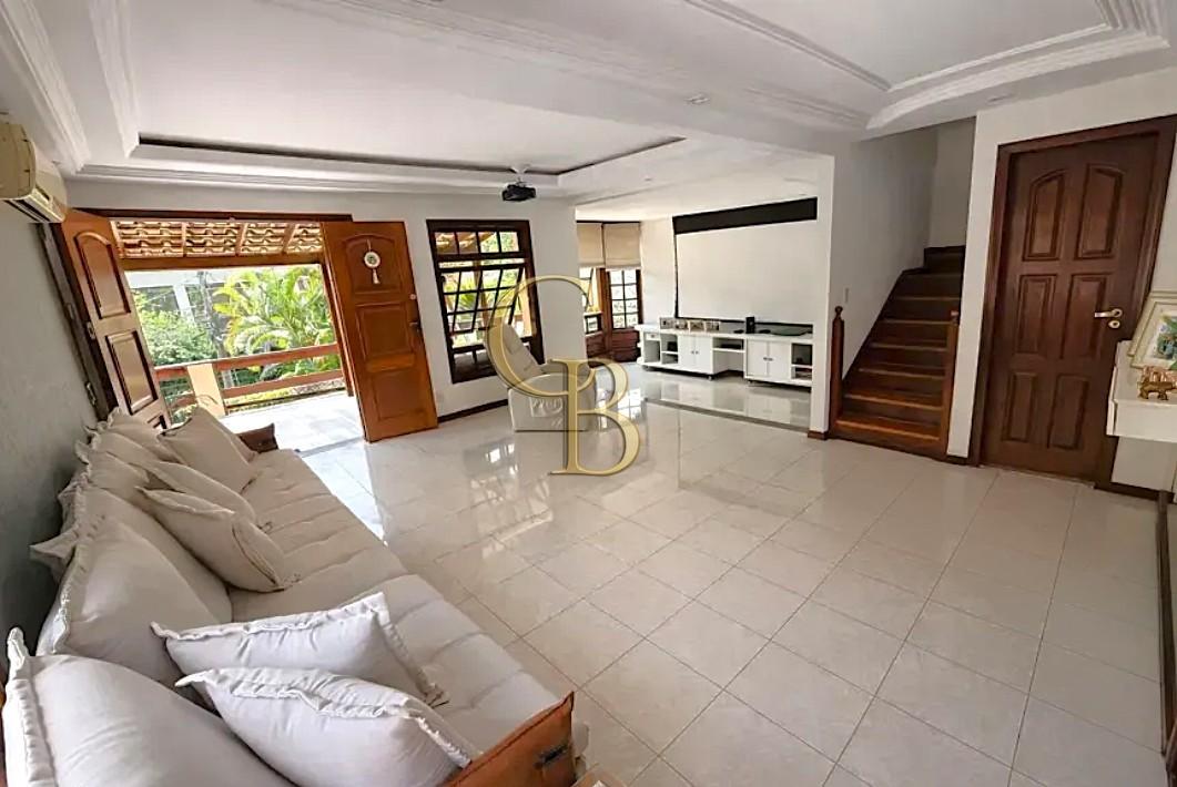 CASA FREGUESIA VENDA